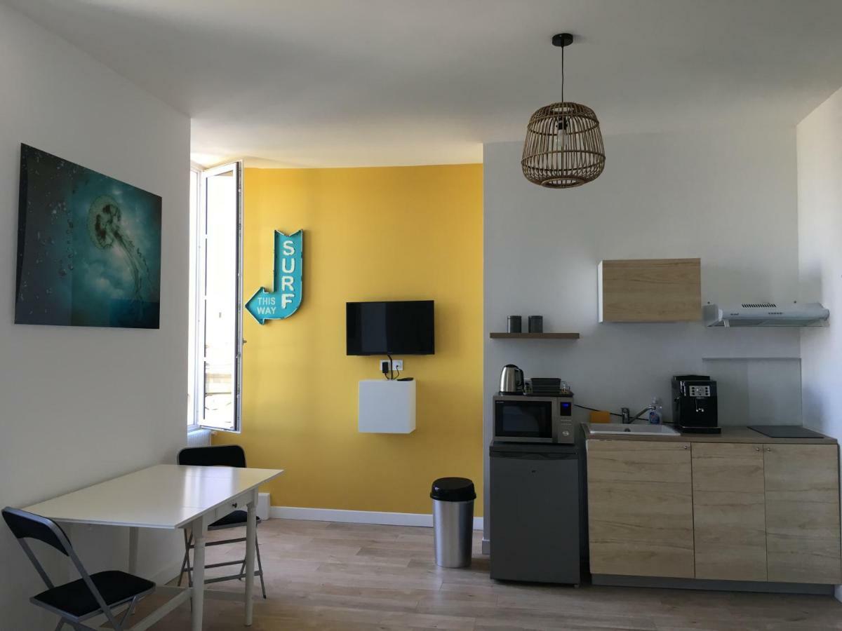Le Beach Centre La Breche Wifi Vue Jardin 니오르 외부 사진